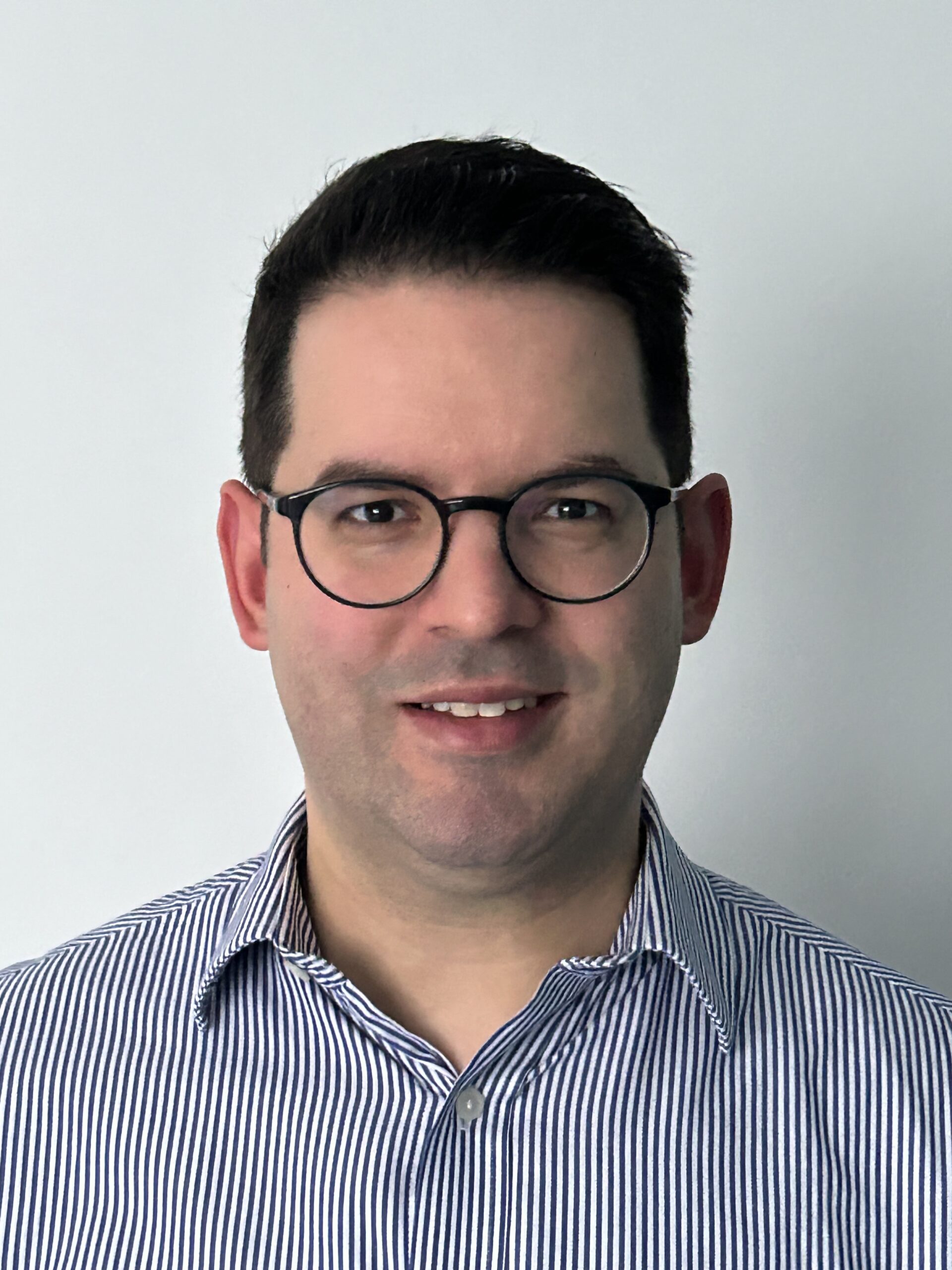 Image default